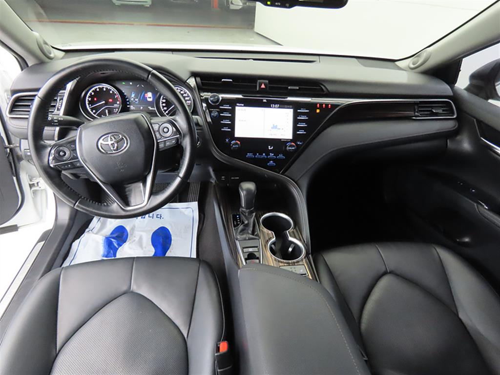 Toyota Camry - Vista 7