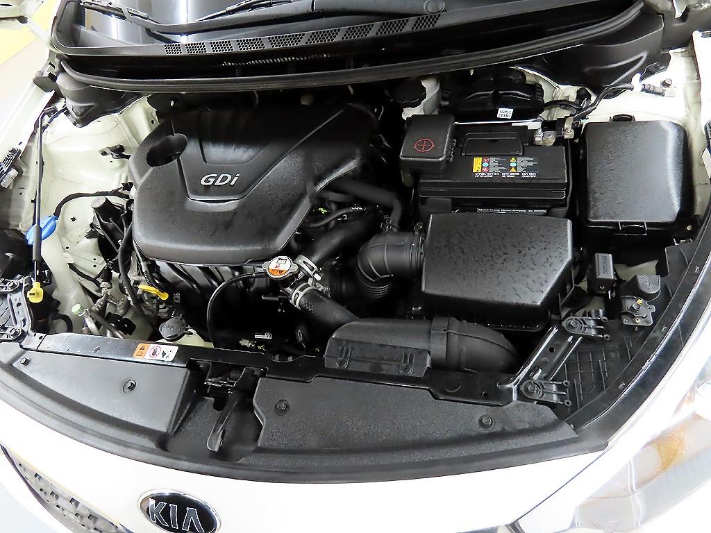 KIA K3 2015 Blanco - Importación desde Corea - HF Imports Iquique - Foto 19