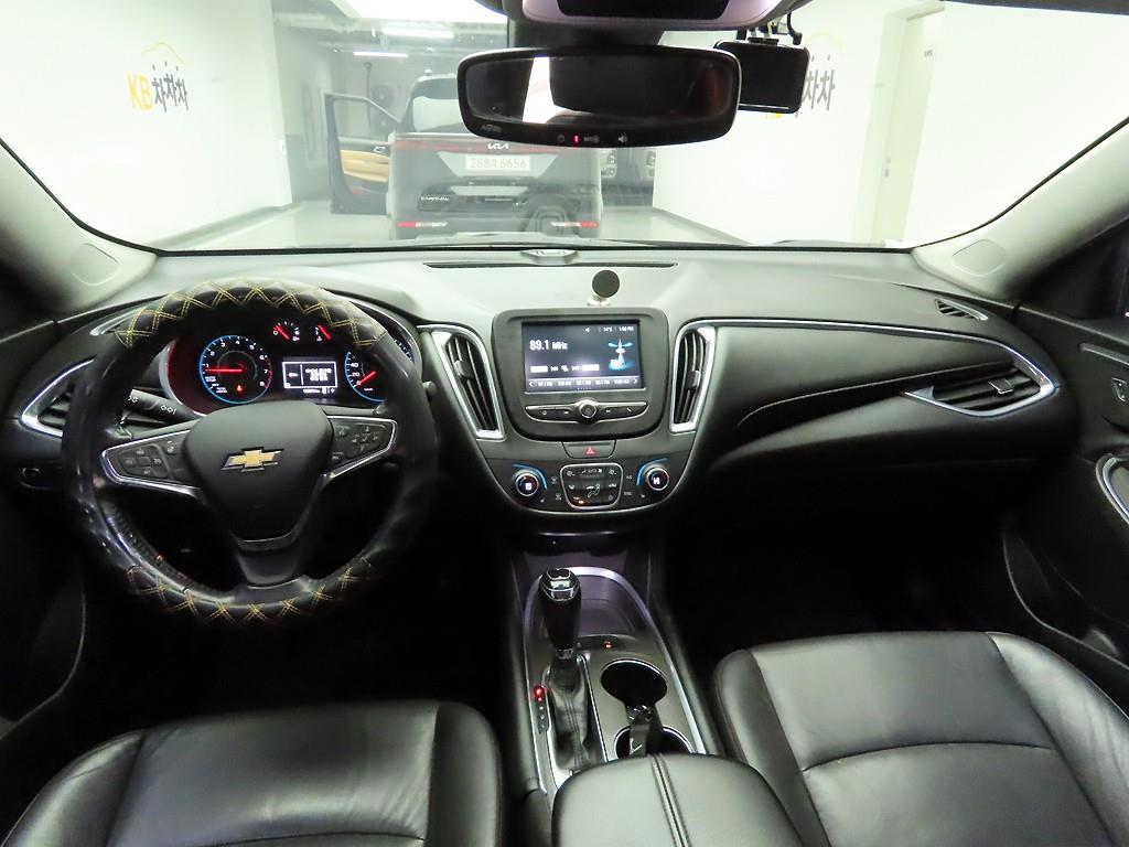 Chevrolet Malibu - Vista 7