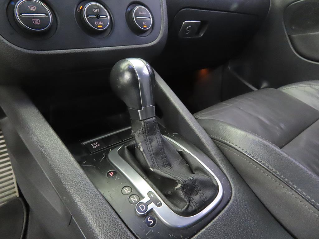 Volkswagen Golf - Vista 11