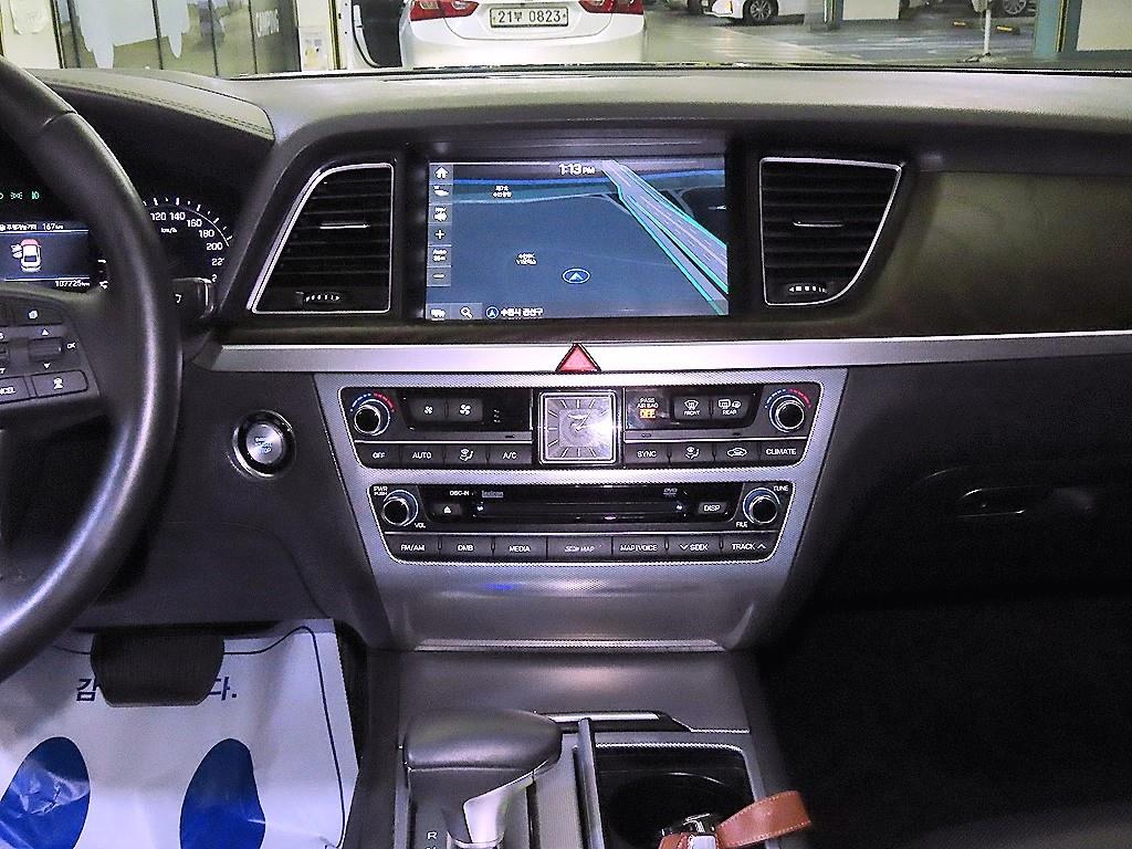 Genesis G80 - Vista 11