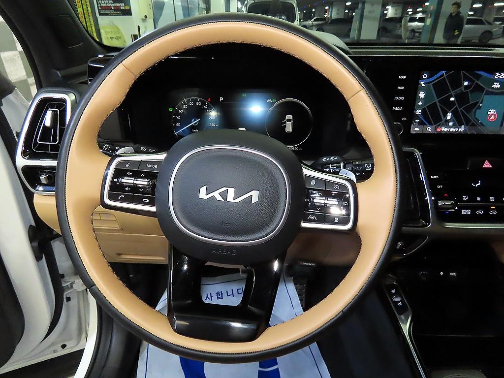 KIA Sorento - Vista 8