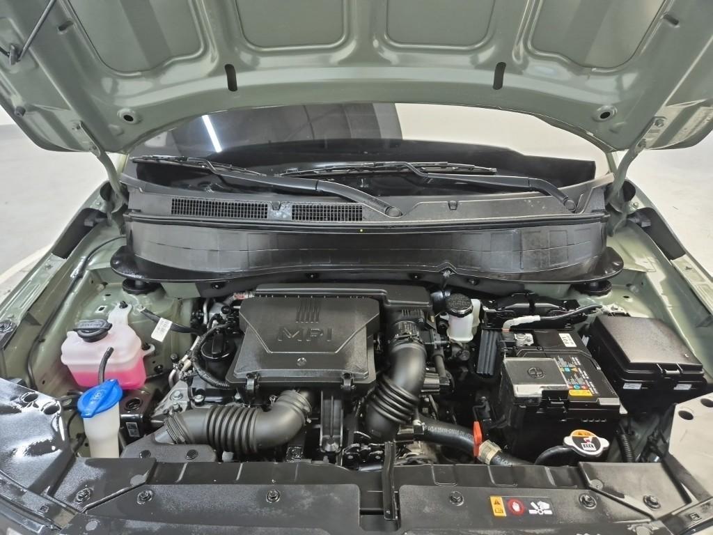 HYUNDAI Casper - Vista 5