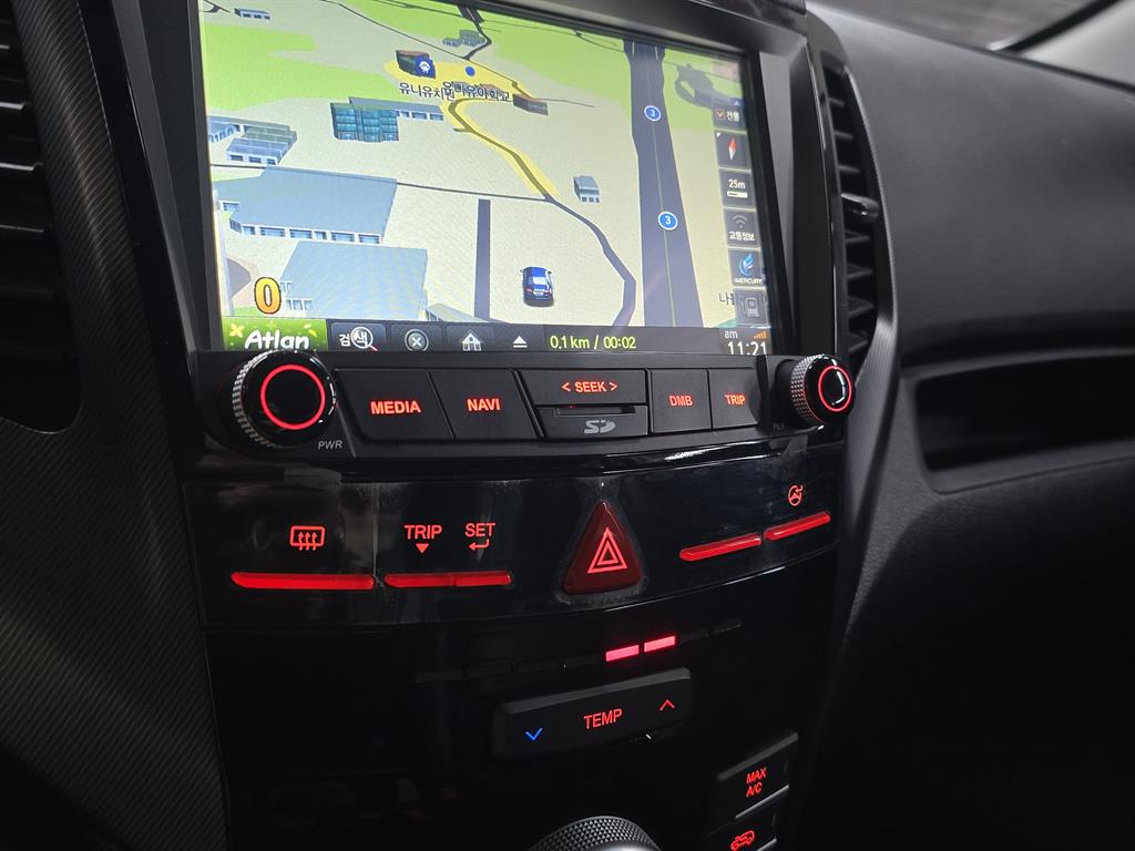 Ssangyong Tivoli 2017 Blanco - Importación desde Corea - HF Imports Iquique - Foto 14