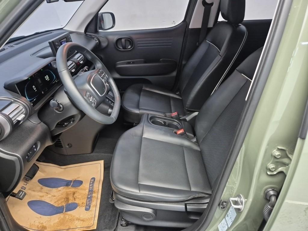 HYUNDAI Casper - Vista 11