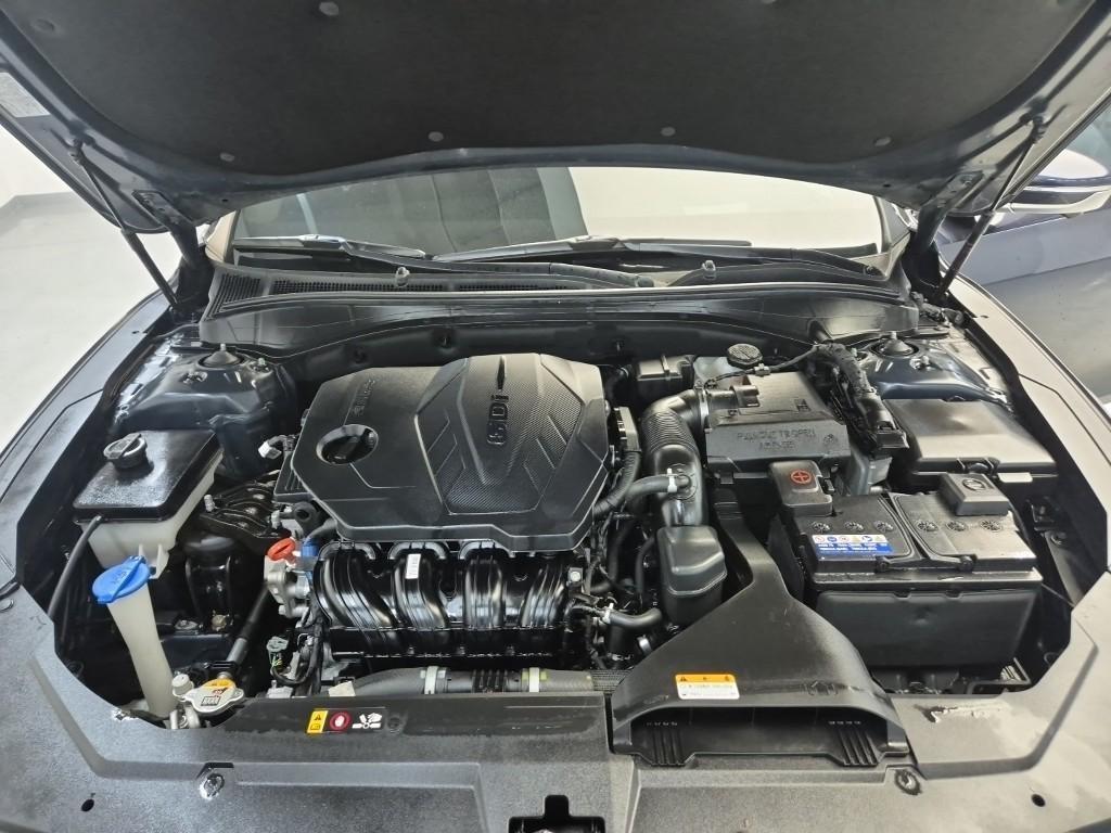 HYUNDAI Grandeur - Vista 5