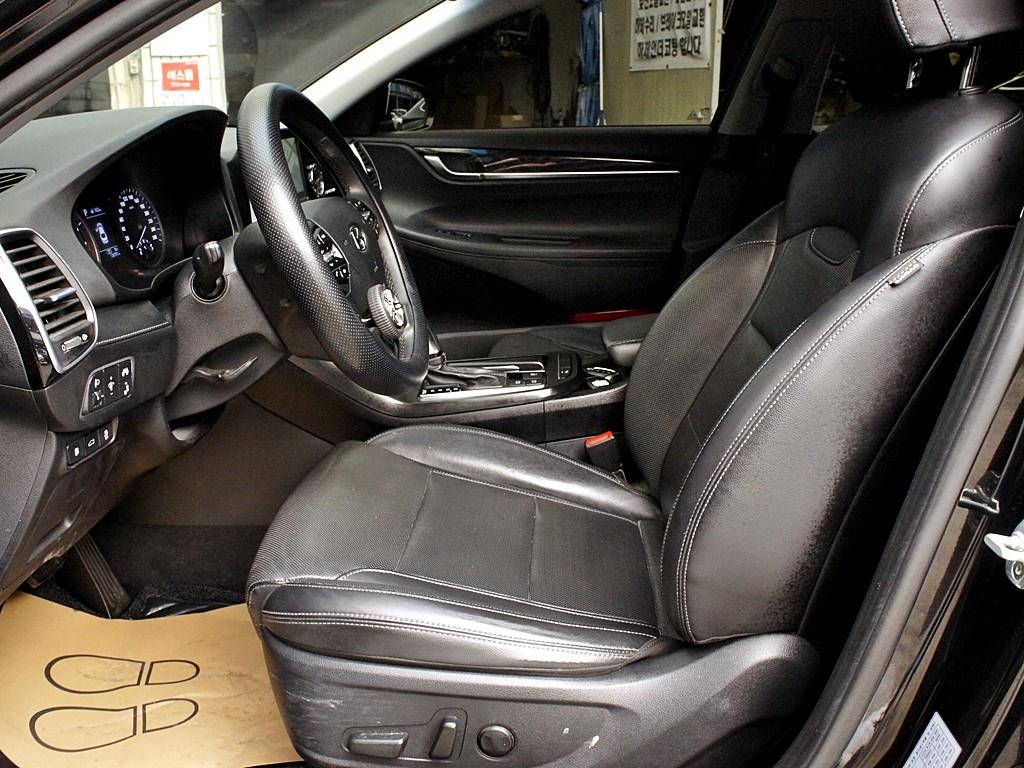 HYUNDAI Grandeur - Vista 9