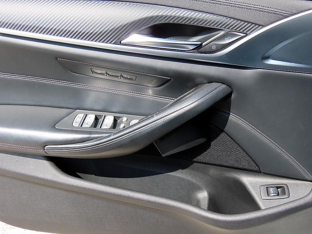 BMW 5 Series - Vista 12