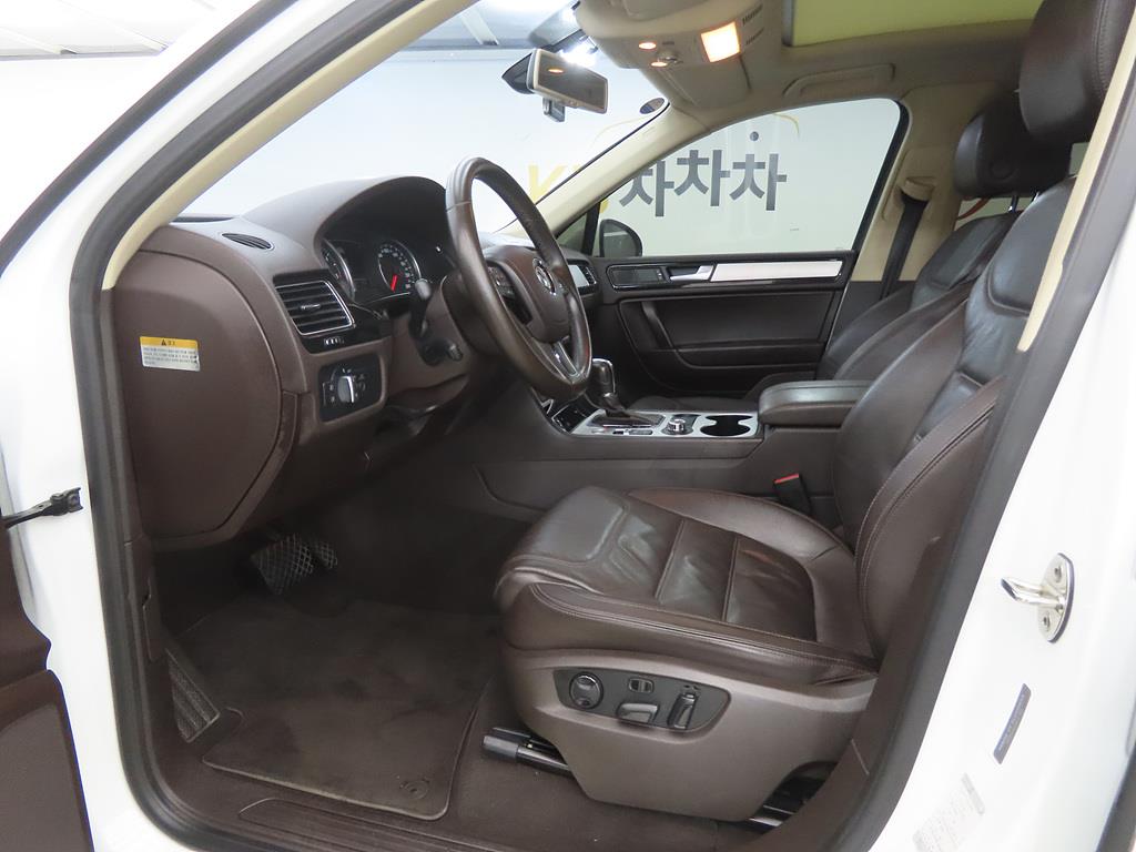 Volkswagen Touareg - Vista 5