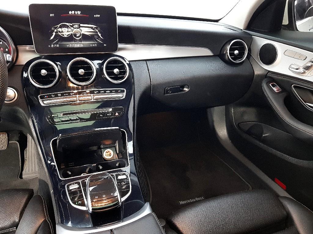 Mercedes Benz C Class - Vista 10