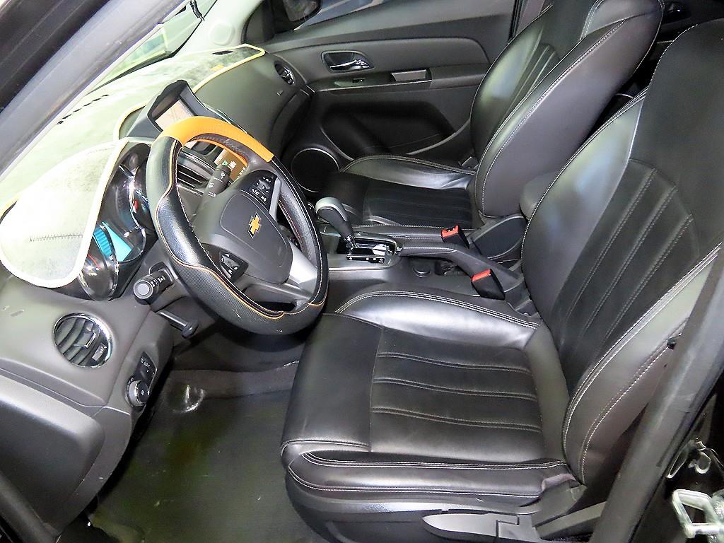 Chevrolet Cruise - Vista 6