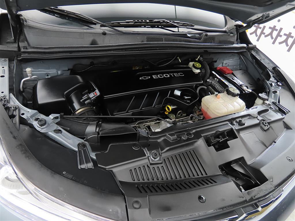 Chevrolet Trax 2020 Gris - Importación desde Corea - HF Imports Iquique - Foto 19