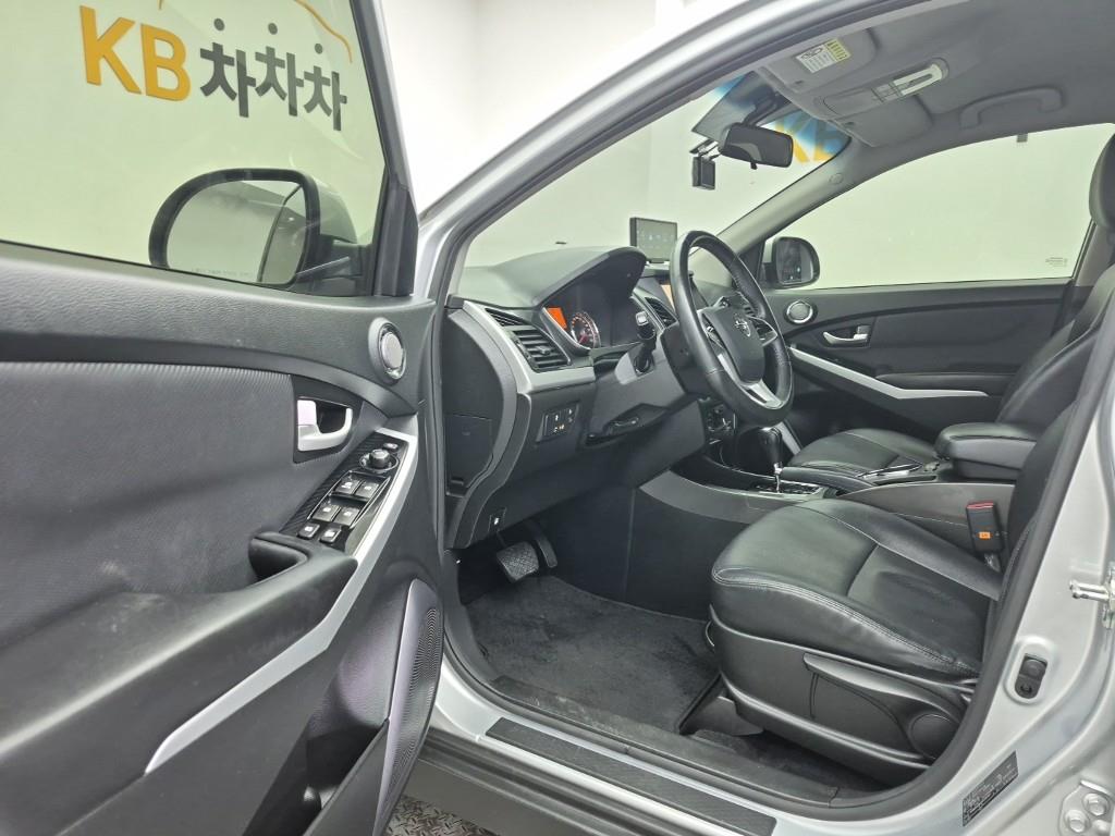 Ssangyong Korando 2017 Plateado - Importación desde Corea - HF Imports Iquique - Foto 17