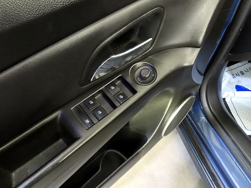 Chevrolet Cruise 2014 Azul - Importación desde Corea - HF Imports Iquique - Foto 13