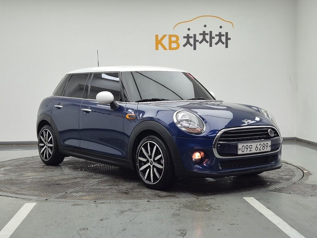 Mini Cooper - Vista 2