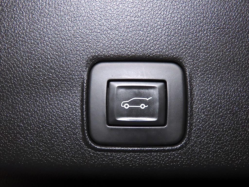 Chevrolet Trail Blazer 2021 Azul - Importación desde Corea - HF Imports Iquique - Foto 17