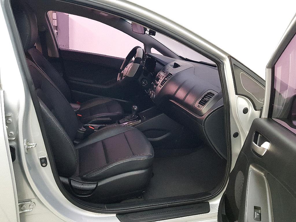 KIA K3 2017 Gris - Importación desde Corea - HF Imports Iquique - Foto 16