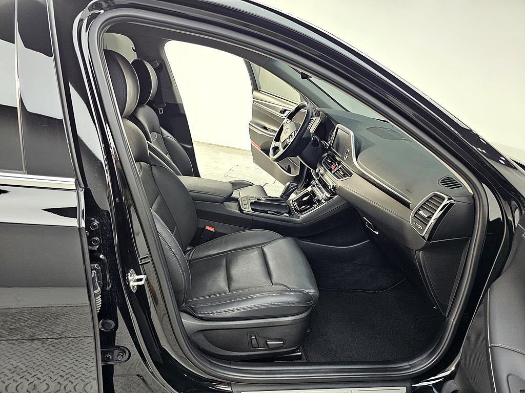 HYUNDAI Grandeur - Vista 11