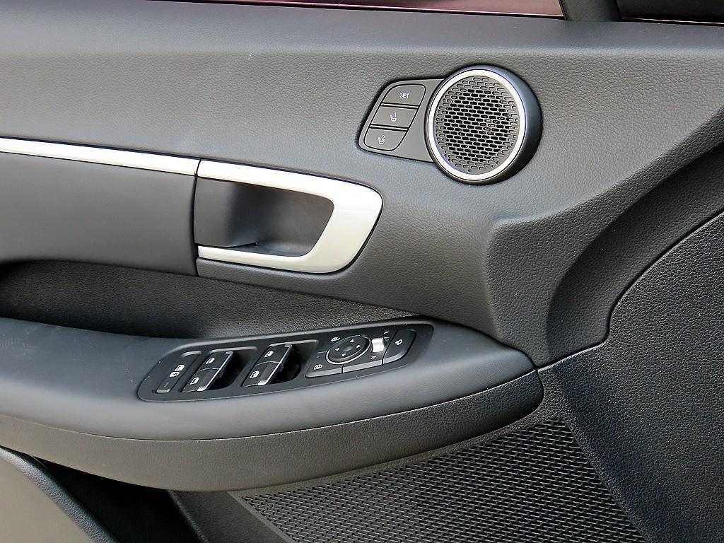 HYUNDAI Sonata - Vista 11