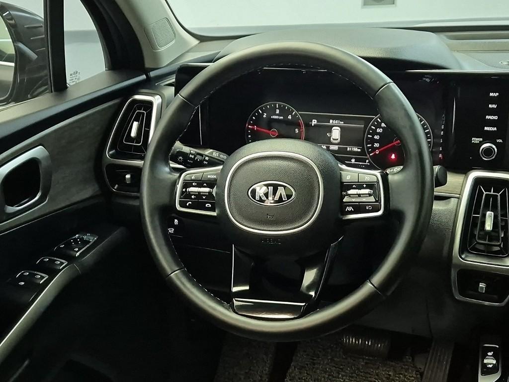 KIA Sorento - Vista 9