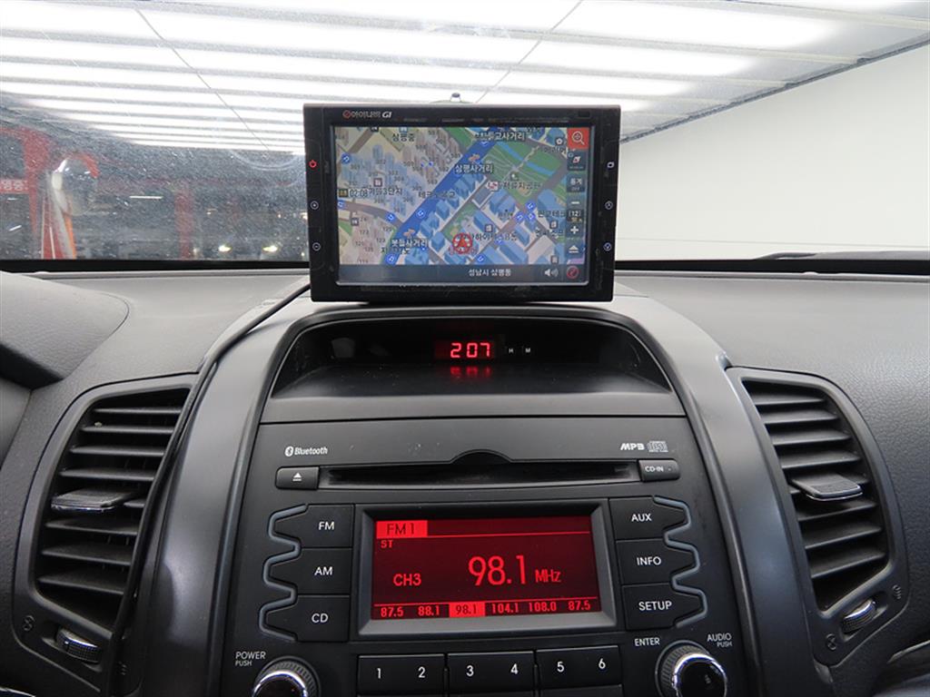 KIA Sorento 2011 Plateado - Importación desde Corea - HF Imports Iquique - Foto 15