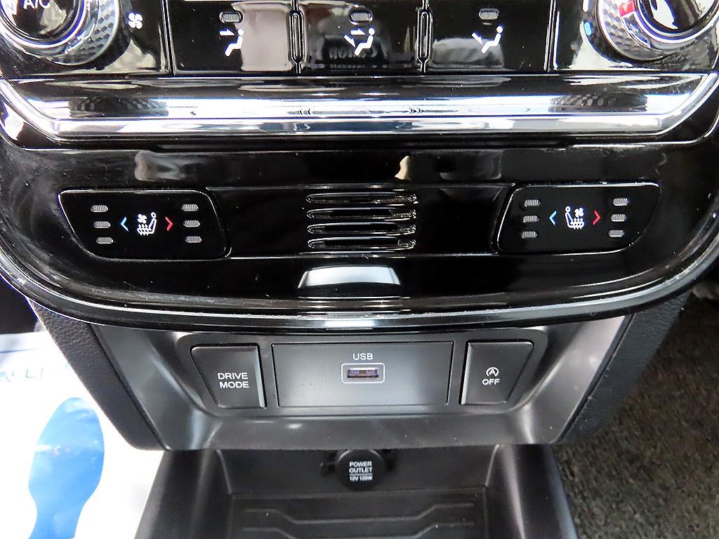 Ssangyong Tivoli 2020 Blanco - Importación desde Corea - HF Imports Iquique - Foto 13