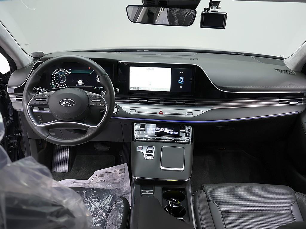 HYUNDAI Grandeur - Vista 9