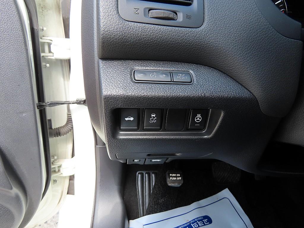 Nissan Altima - Vista 12