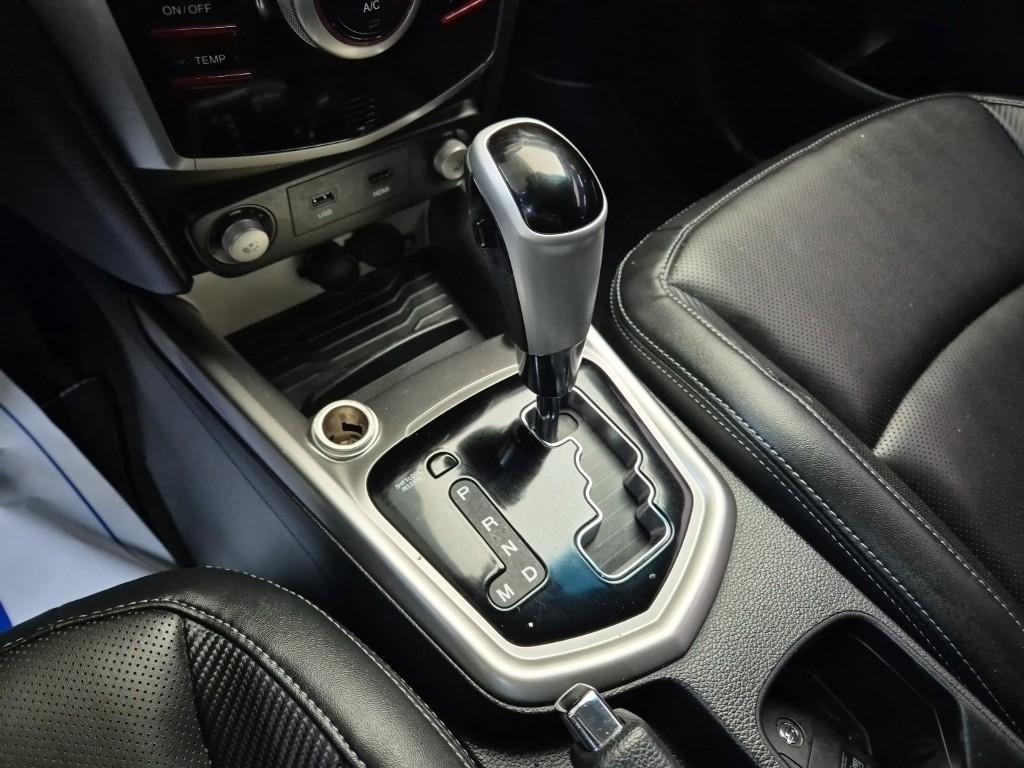 Ssangyong Tivoli - Vista 8