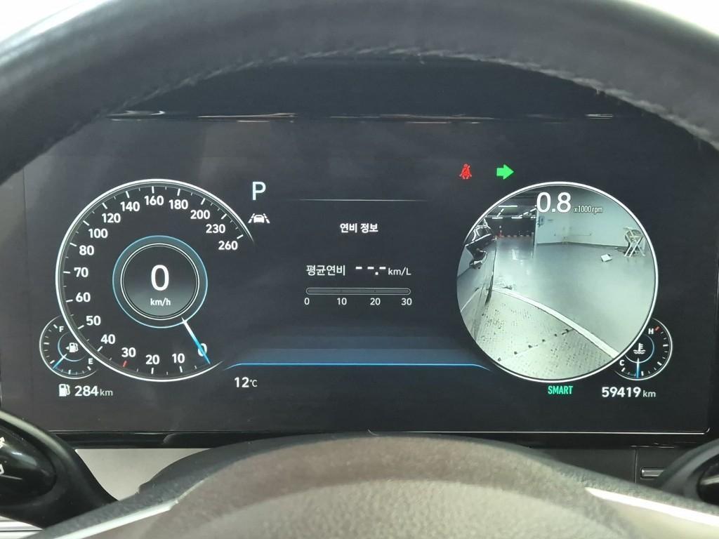 HYUNDAI Grandeur - Vista 6