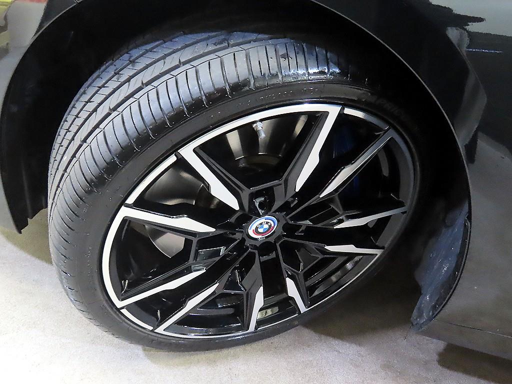 BMW 8 Series 2023 Negro - Importación desde Corea - HF Imports Iquique - Foto 20