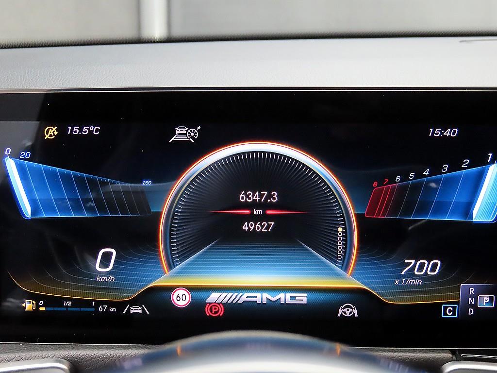 Mercedes Benz GLB Class - Vista 8