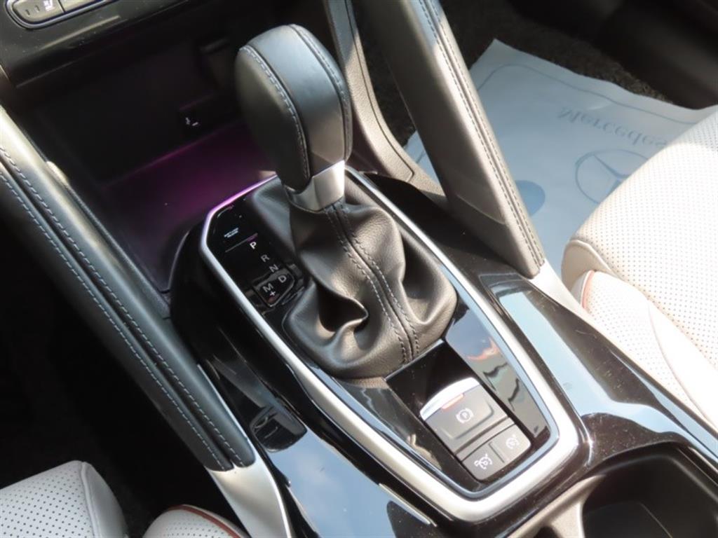 SAMSUNG QM6 - Vista 11