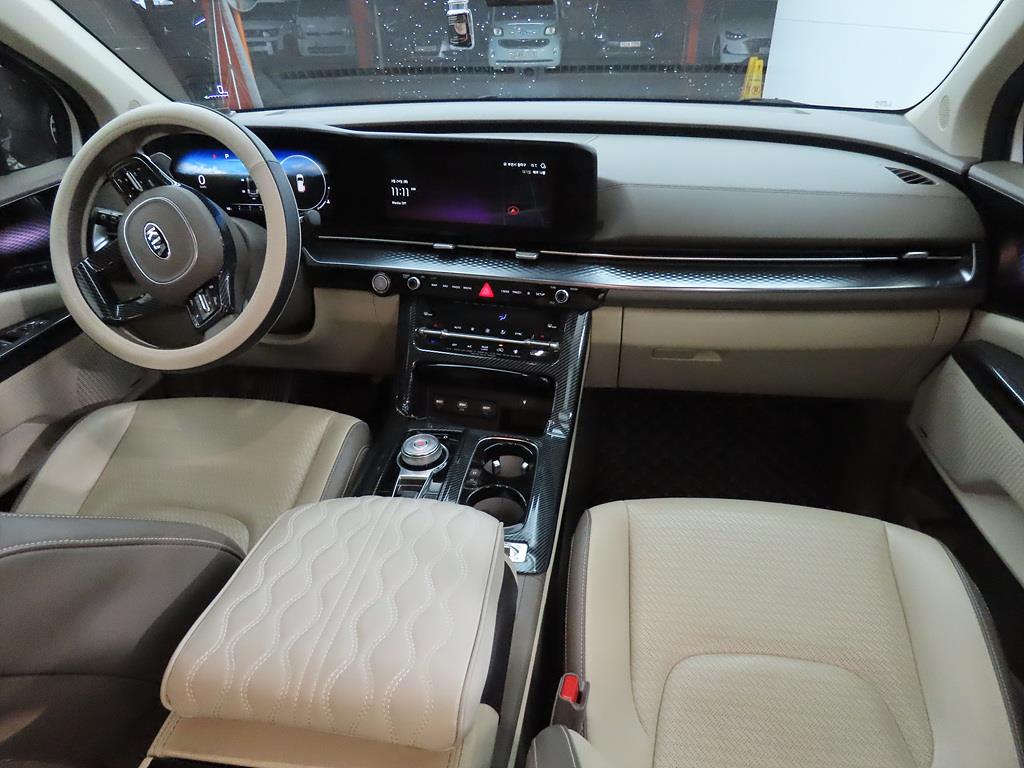 KIA Carnival - Vista 5