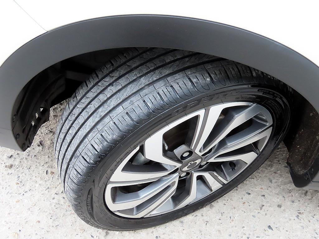 Ssangyong Tivoli 2020 Blanco - Importación desde Corea - HF Imports Iquique - Foto 20