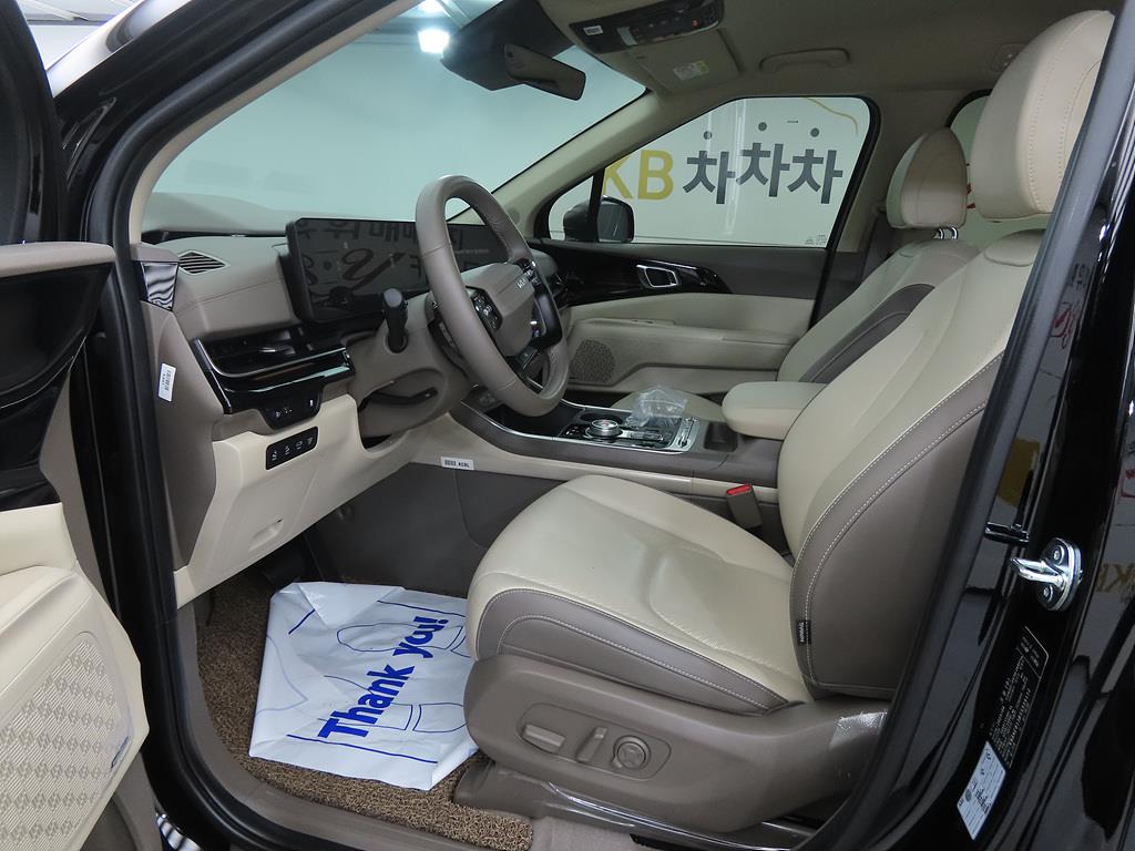 KIA Carnival - Vista 5