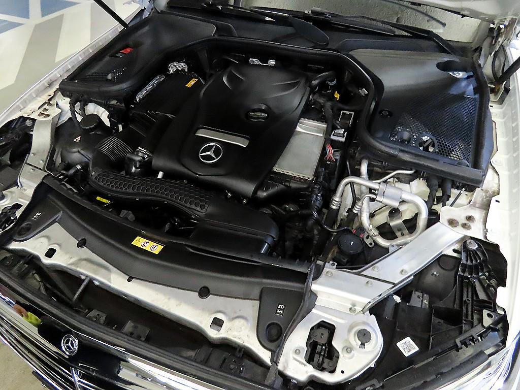 Mercedes Benz E class 2019 Blanco - Importación desde Corea - HF Imports Iquique - Foto 19