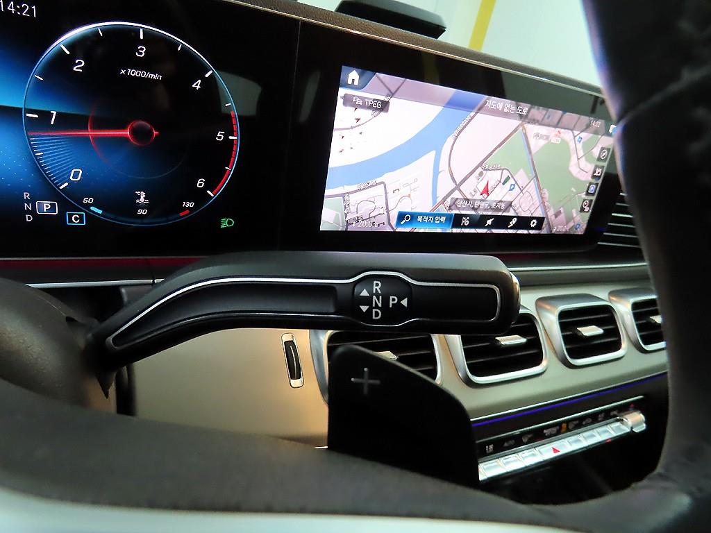 Mercedes Benz GLE Class - Vista 10