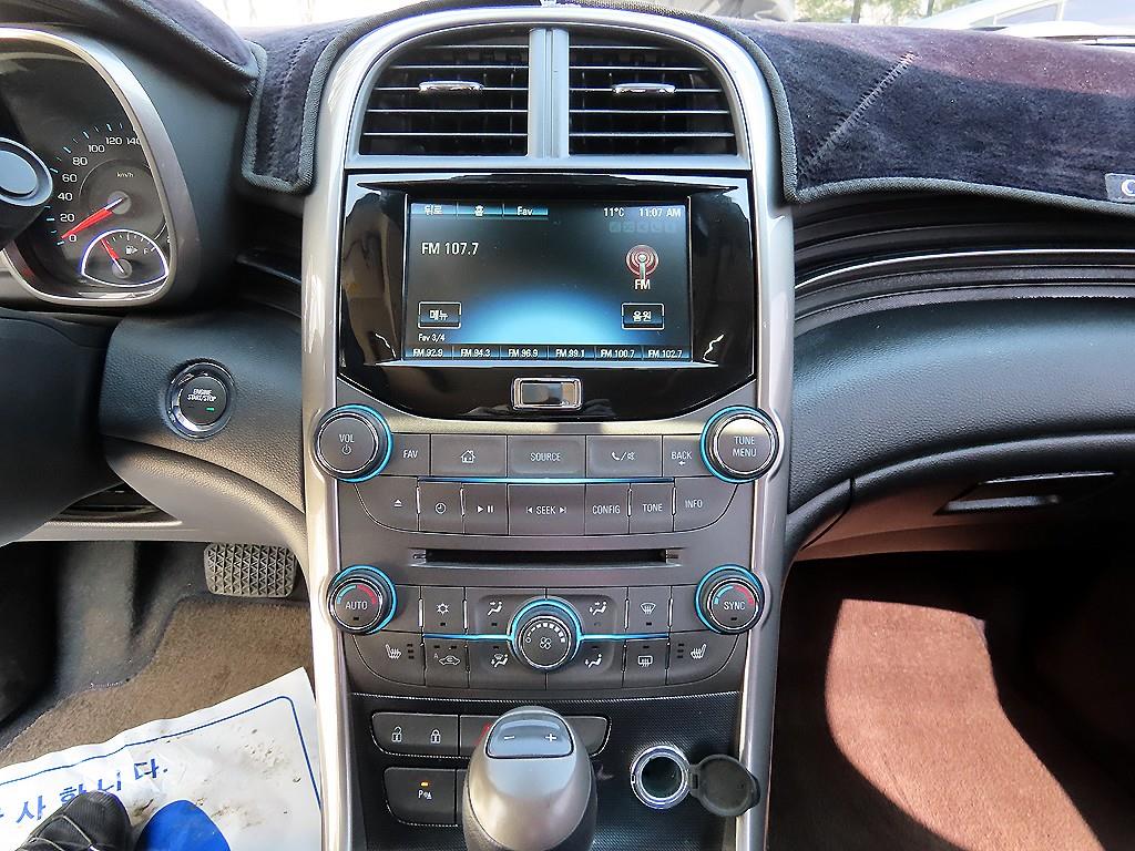 Chevrolet Malibu 2016 Blanco - Importación desde Corea - HF Imports Iquique - Foto 13