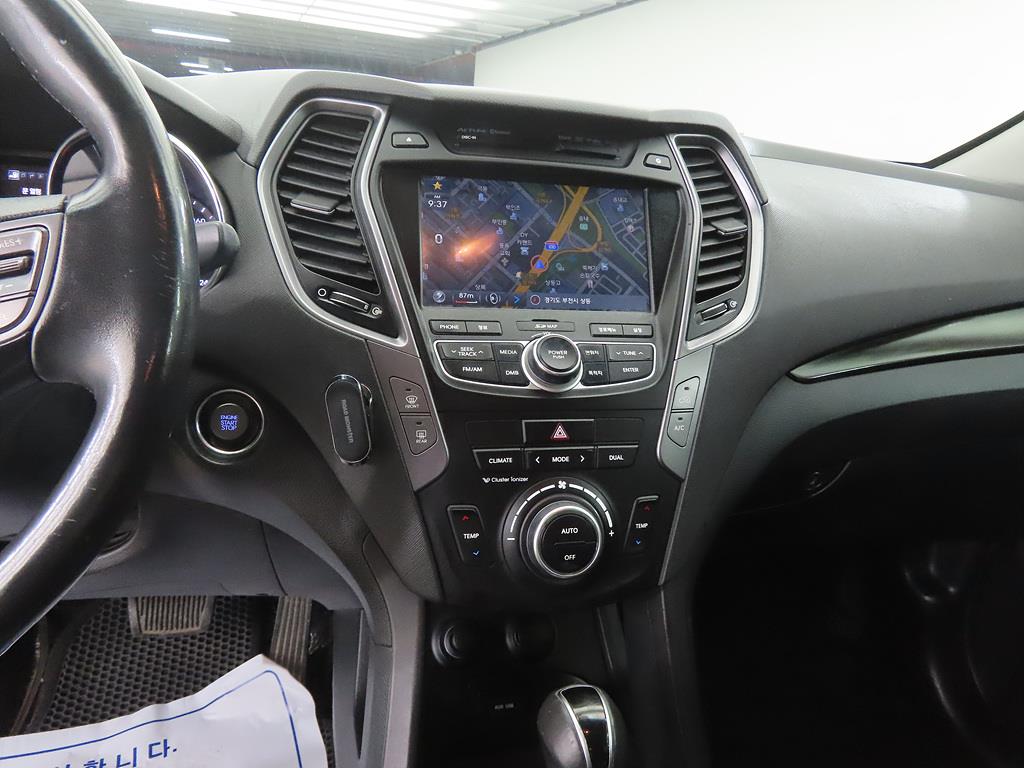 HYUNDAI Santa Fe - Vista 10