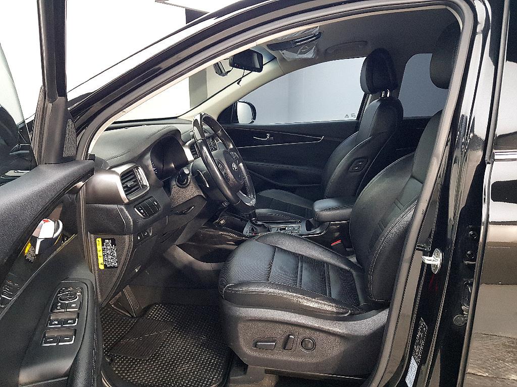 KIA Sorento - Vista 8