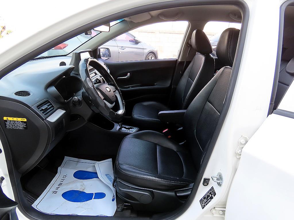 KIA Morning - Vista 5