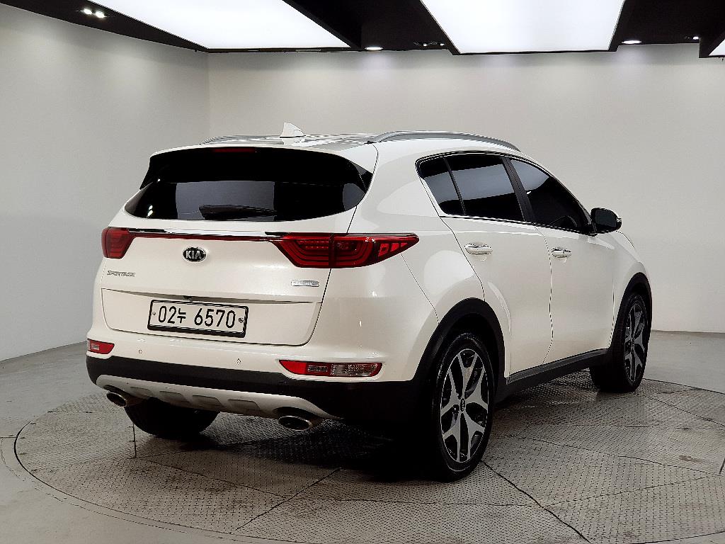 KIA Sportage - Vista 4