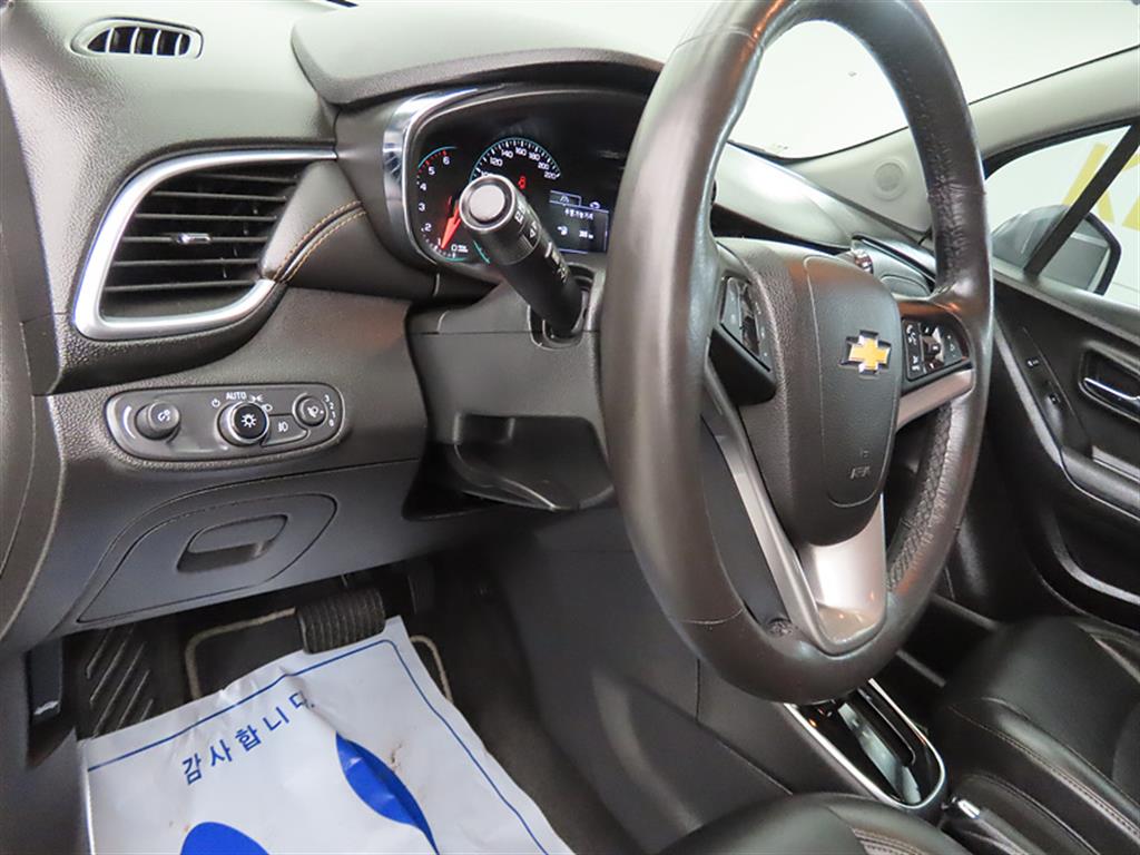 Chevrolet Trax 2020 Gris - Importación desde Corea - HF Imports Iquique - Foto 14