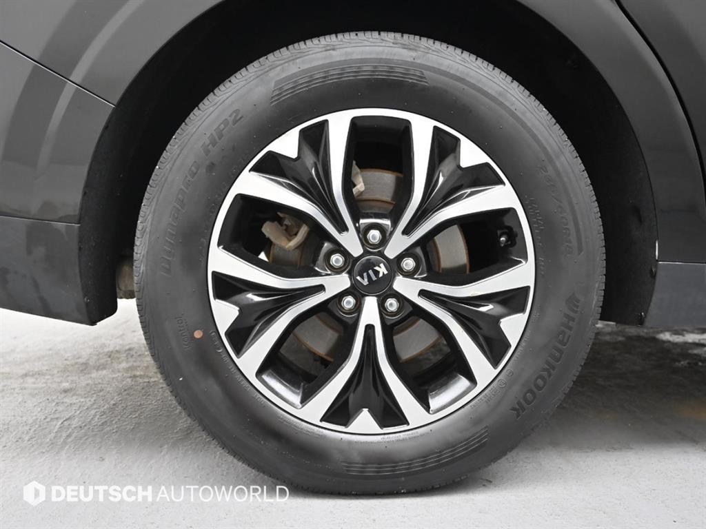 KIA Carnival - Vista 5