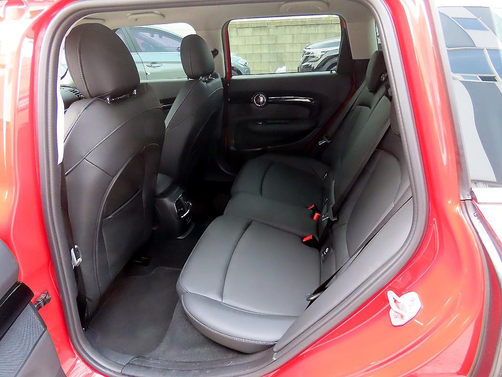 Mini Clubman - Vista 6