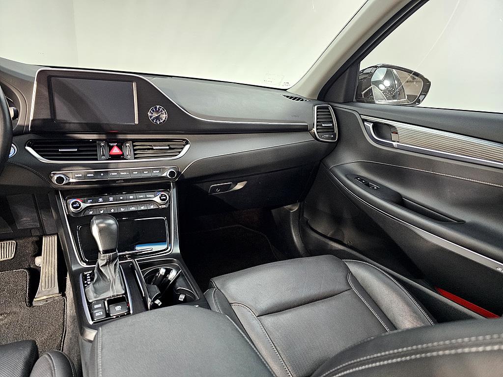 HYUNDAI Grandeur - Vista 10