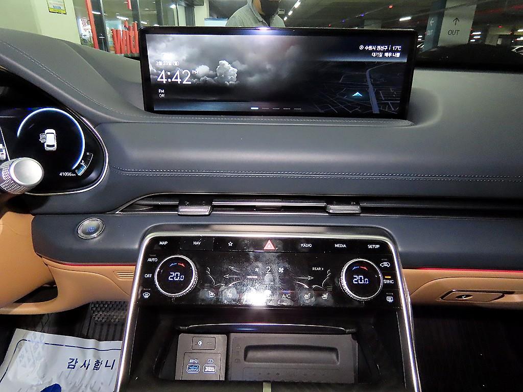 Genesis GV80 - Vista 11