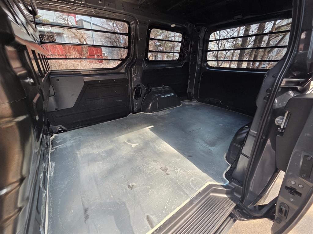 HYUNDAI Staria 2025 Gris - Importación desde Corea - HF Imports Iquique - Foto 18