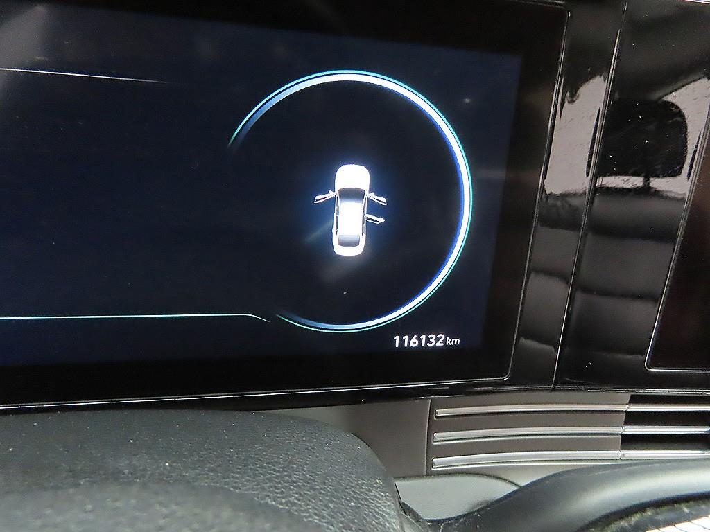 HYUNDAI Grandeur - Vista 11